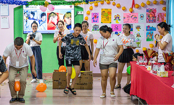 &ldquo;I Feel at Ease at Work&rdquo; &ndash; A Child Friendly Space Unites a Factory Worker with her Child  